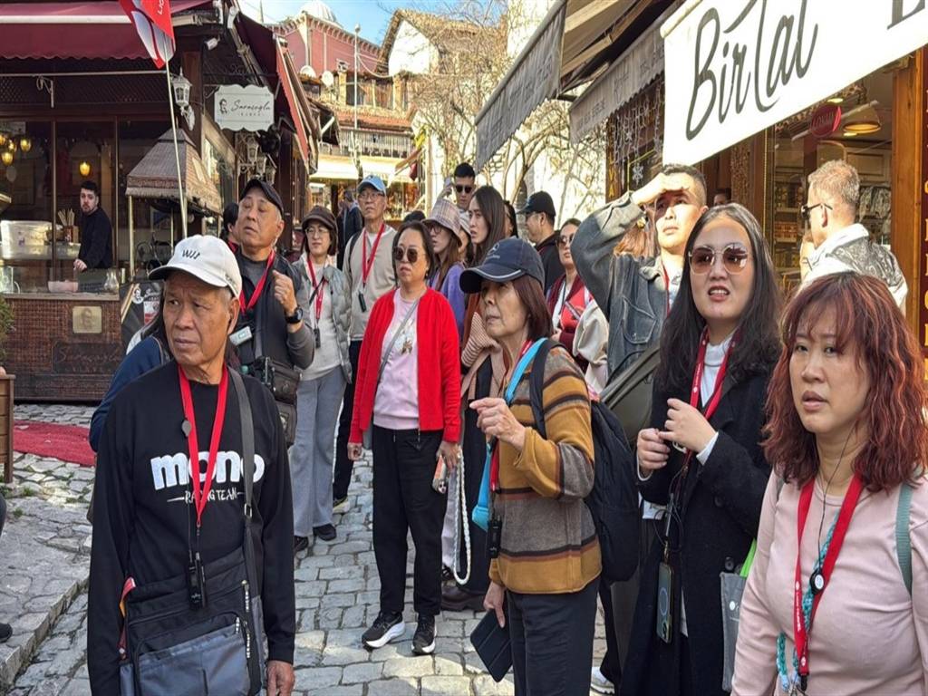Safranbolu'yu gezen yabancı turistler.