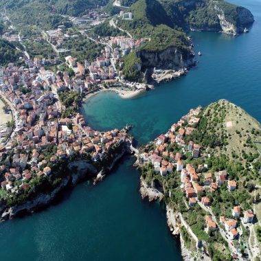 Bartın'ın Amasra ilçesinde Ramazan Bayramı tatili yoğun geçti