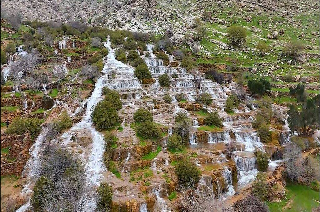 Mardin'de Pamukkale Travertenlerini andıran görüntüler: Başdeğirmen Şelalesi