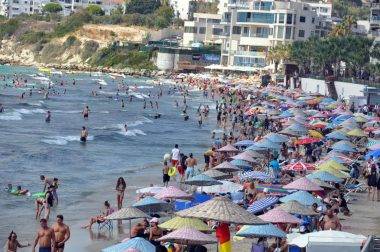 ABD ve İsrail'in İran'a saldırıları sonrasında Rus turistlerin yeni rotası Türkiye oldu