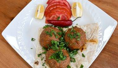 Adana İçli Köftesi