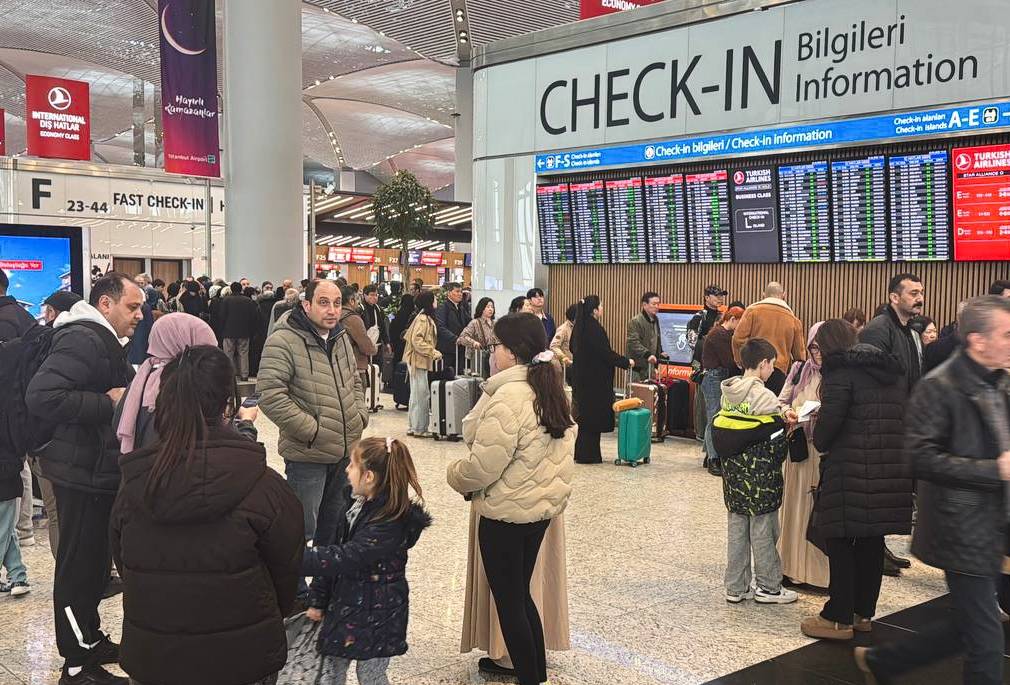 İstanbul Havalimanı yolcu yoğunluğu yaşadı