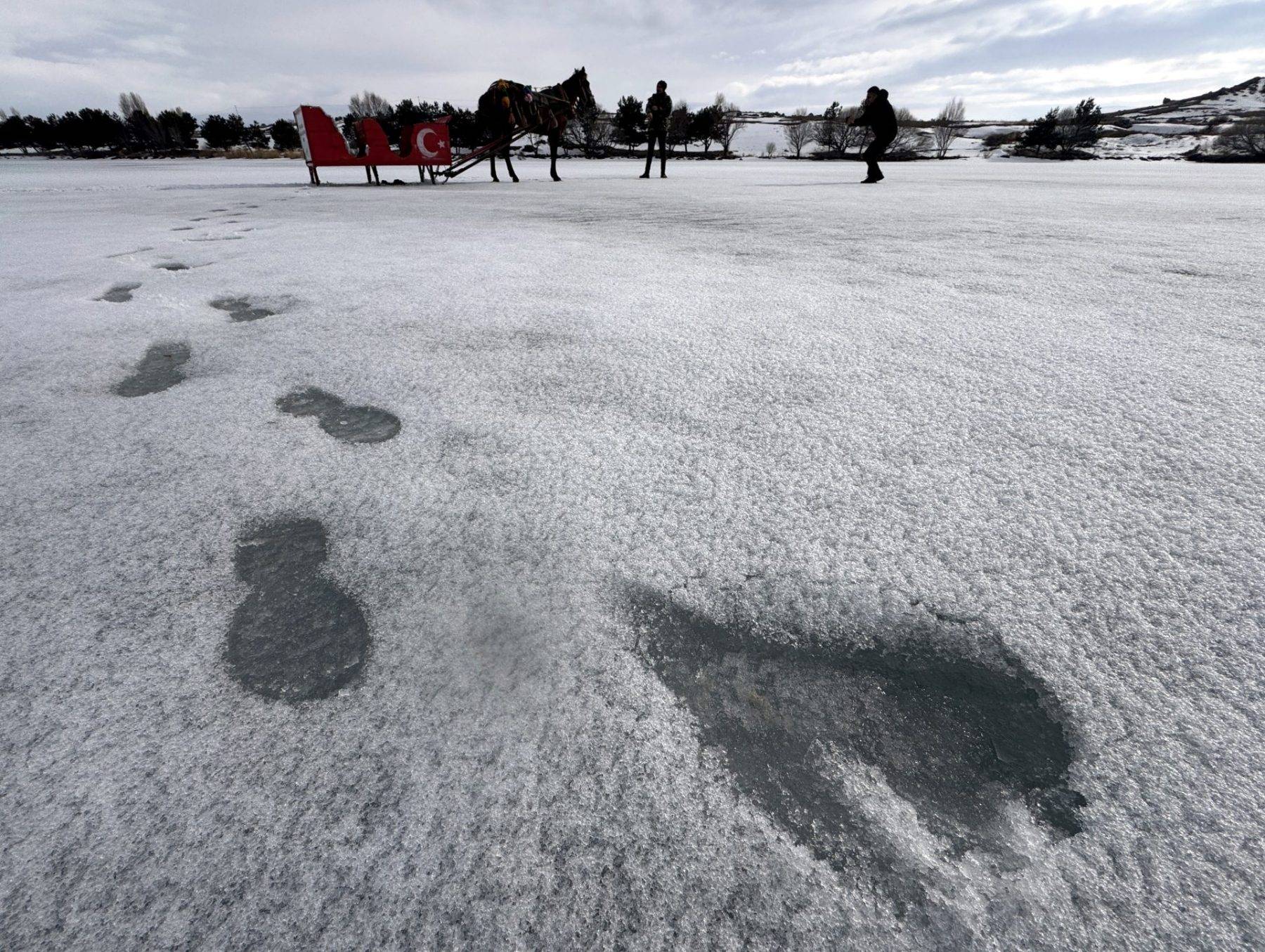 Çıldır Gölü'ndeki atlı kızak sezonu tamamlandı