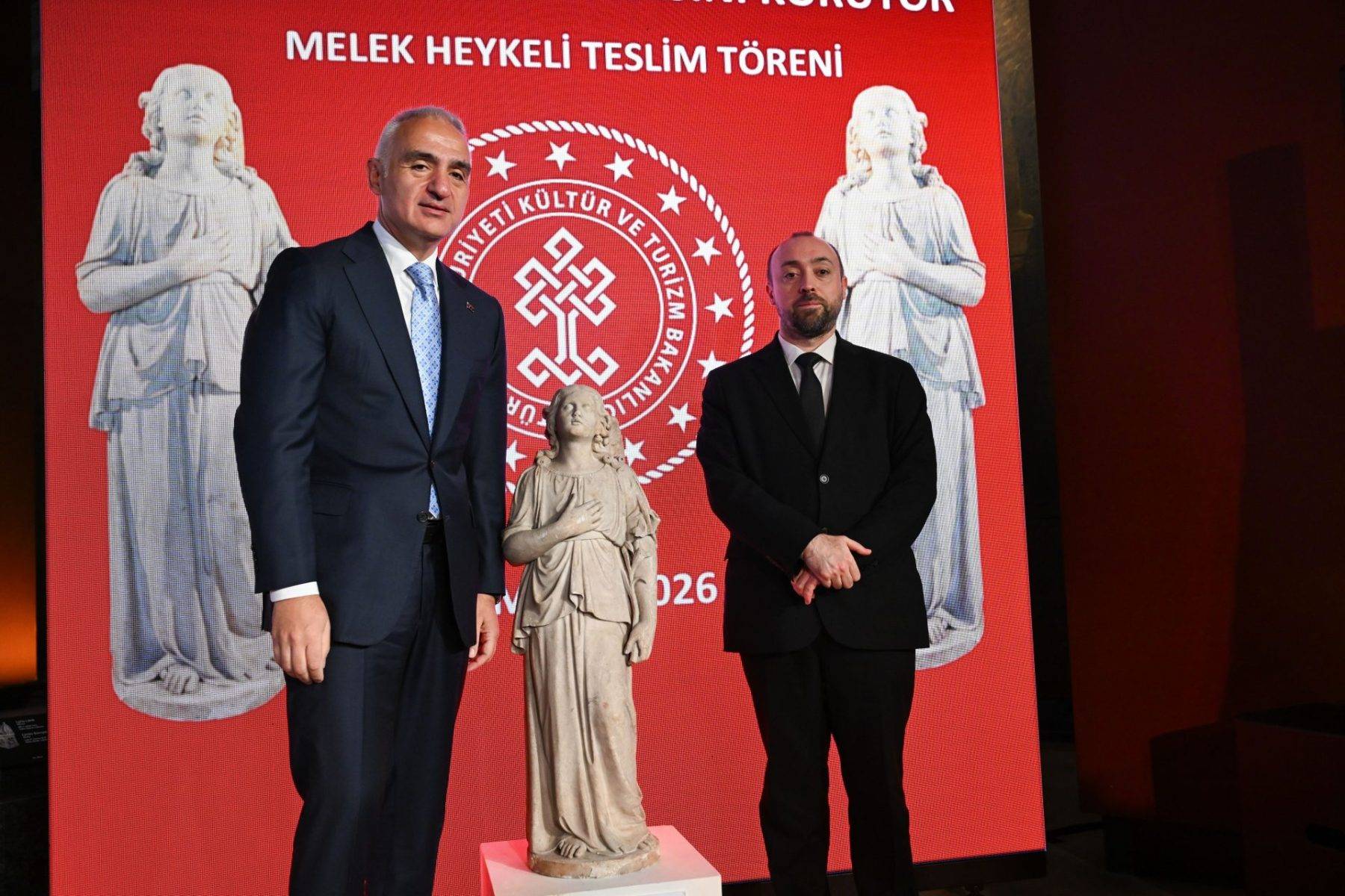 Kültür ve Turizm Bakanı Mehmet Nuri Ersoy ve Episkopos Paisios