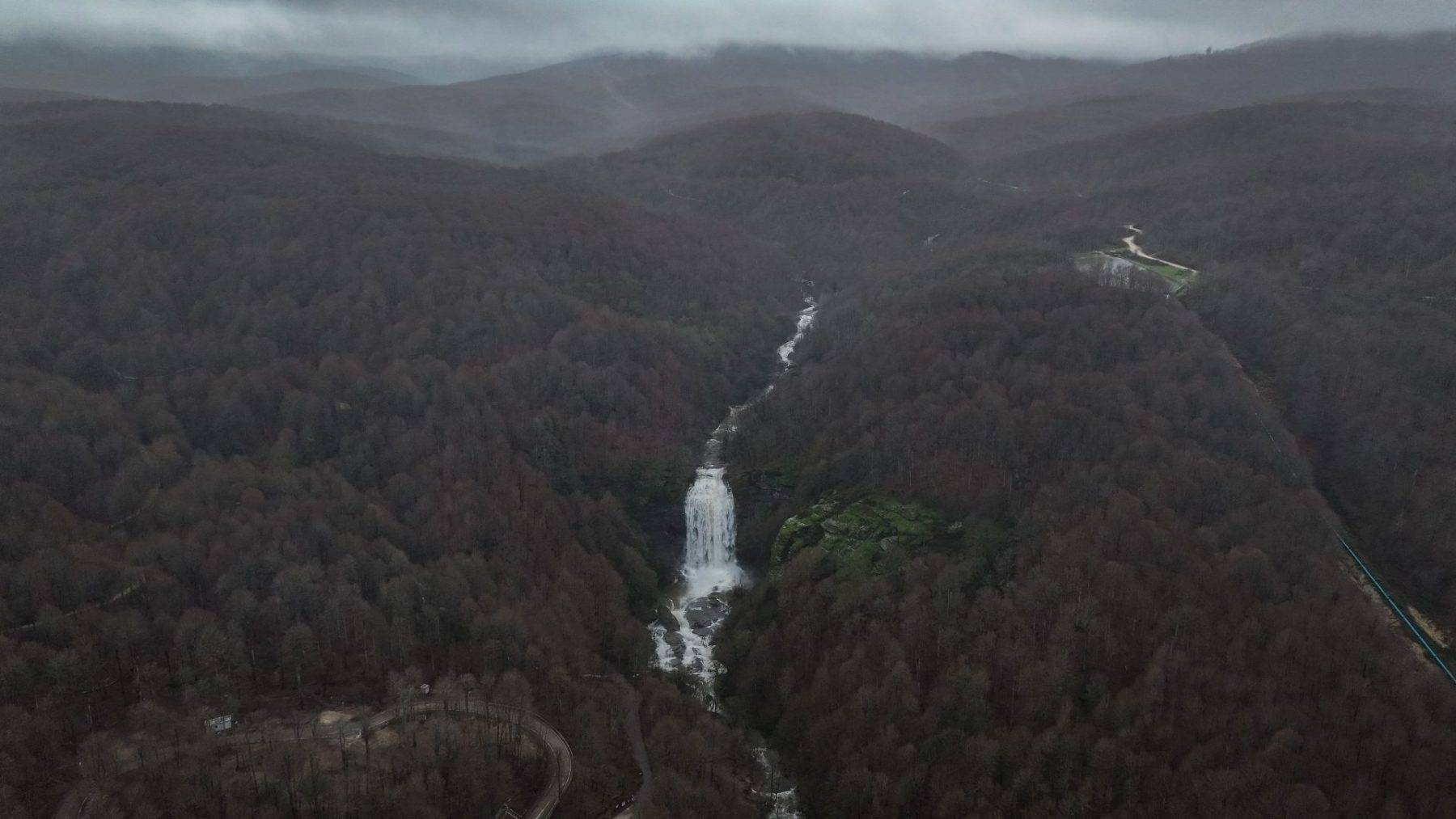 Fay hattı kırılınca ortaya çıkan doğa harikası: Suuçtu Şelalesi