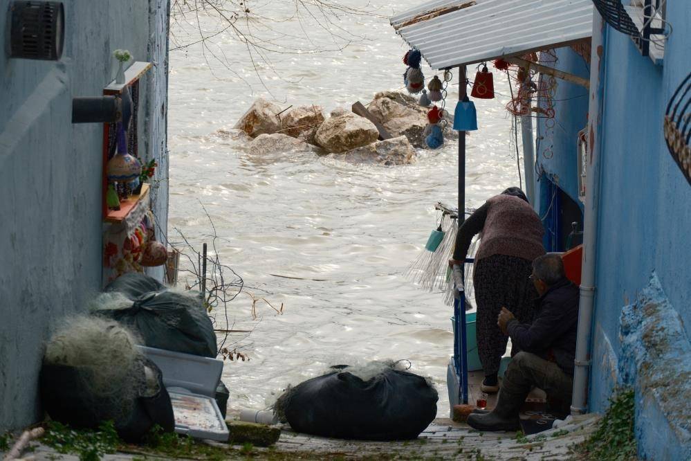 Bursa'daki Küçük Venedik Gölyazı Mahallesi, turizm sezonunu açtı