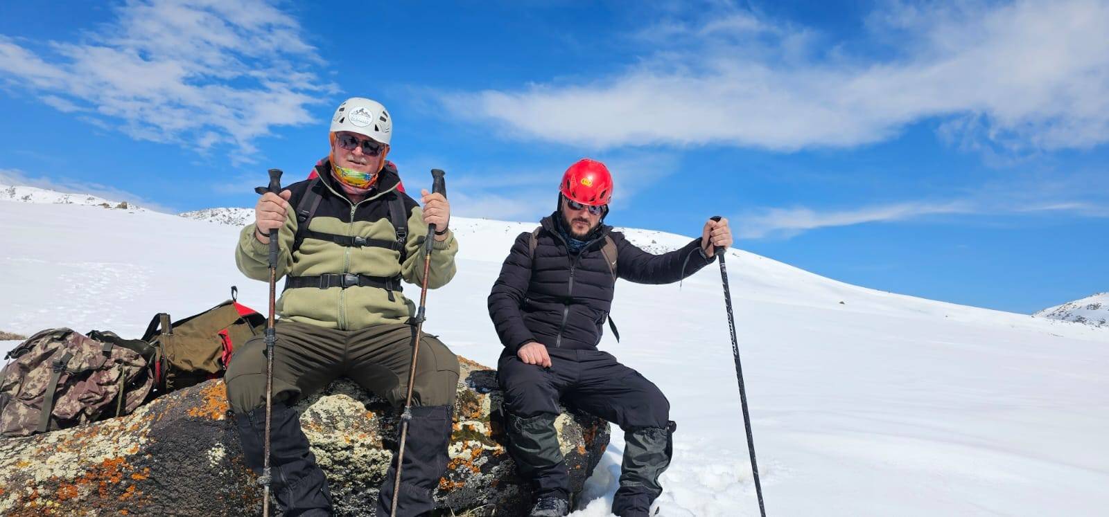 Kahve için dağa çıktılar! Süphan Dağı manzarasında kilometrelerce yürüyüş