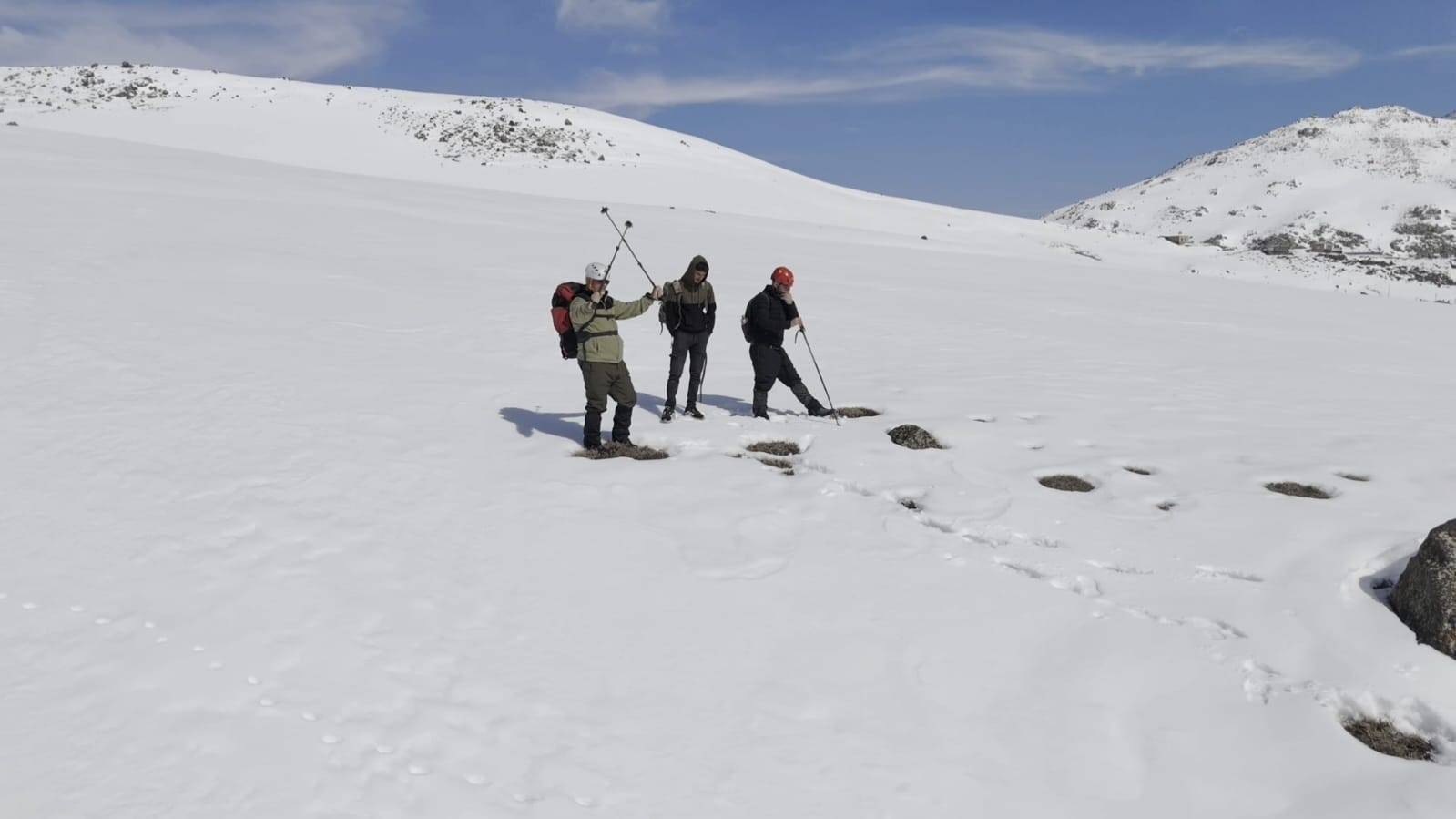 Kahve için dağa çıktılar! Süphan Dağı manzarasında kilometrelerce yürüyüş