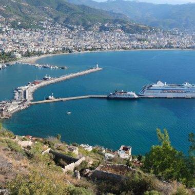 Türkiye yüzen otel olarak bilinen kruvaziyer turizminde favori noktalardan