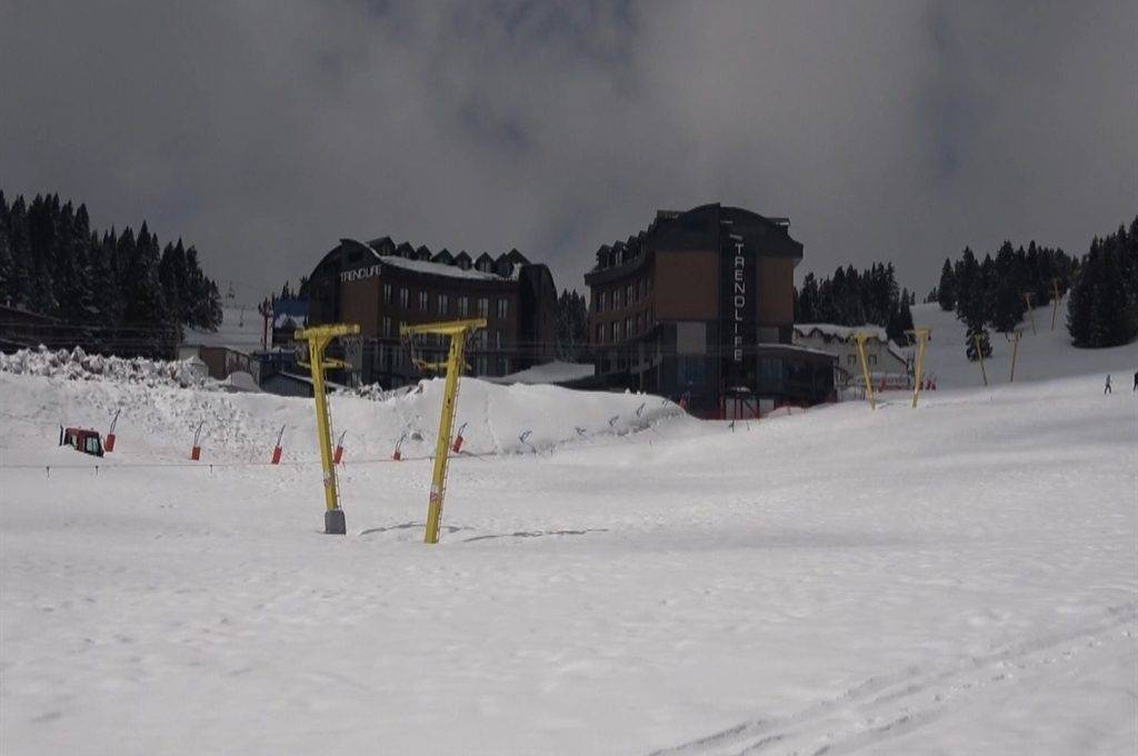 Uludağ beklentileri karşılamadı: Beklenen kar geldi, tatilci gelmedi