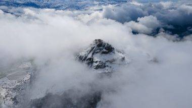 Giresun'dan masalsı görüntüler: Şebinkarahisar Kalesi beyaz örtü altında