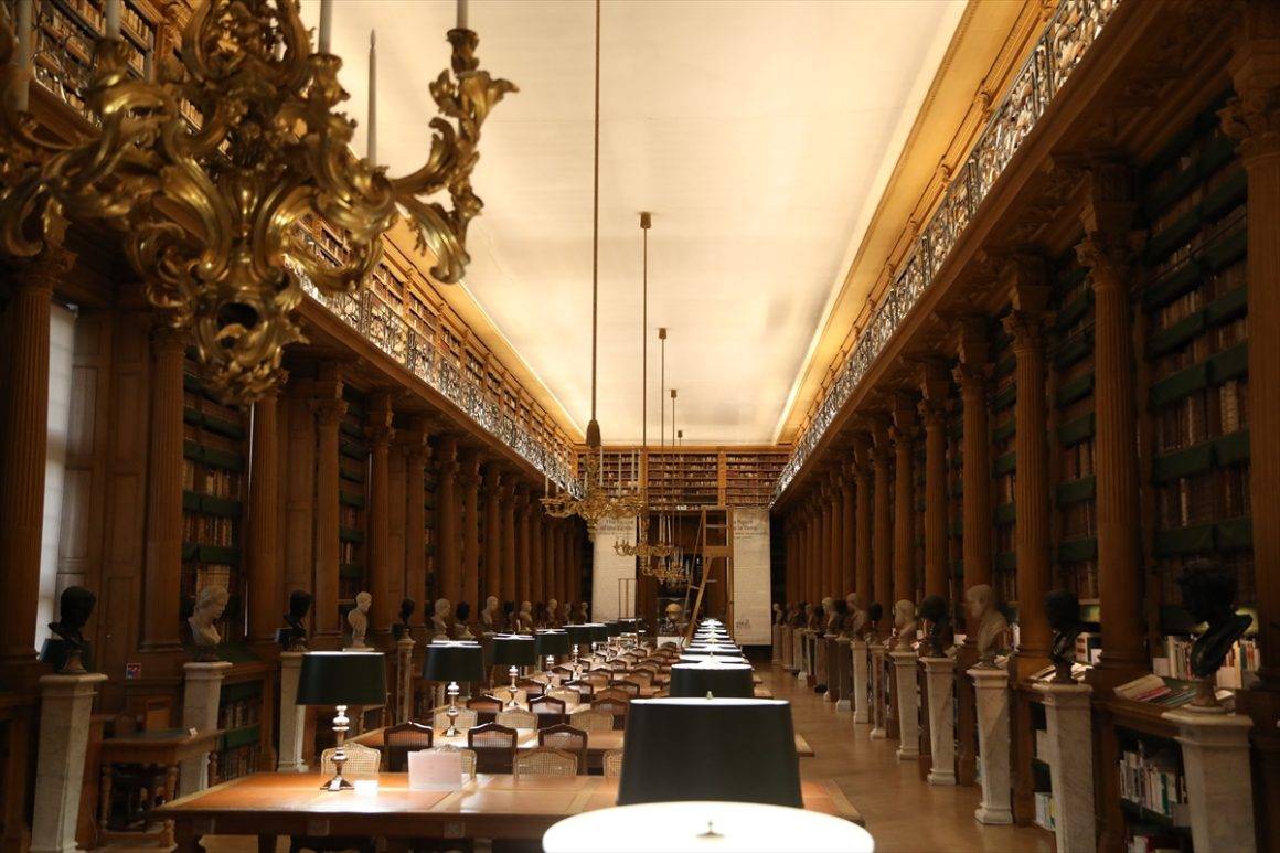 600 bin eseriyle asırlardır açık: Fransa Mazarine Kütüphanesi