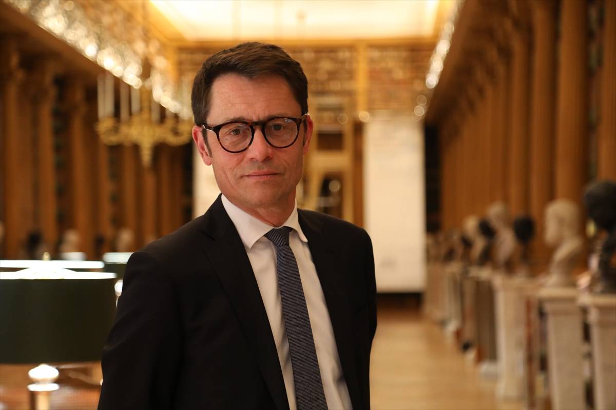 Mazarine Kütüphanesi ve Fransa Enstitüsü Kütüphanesi Müdürü Yann Sordet