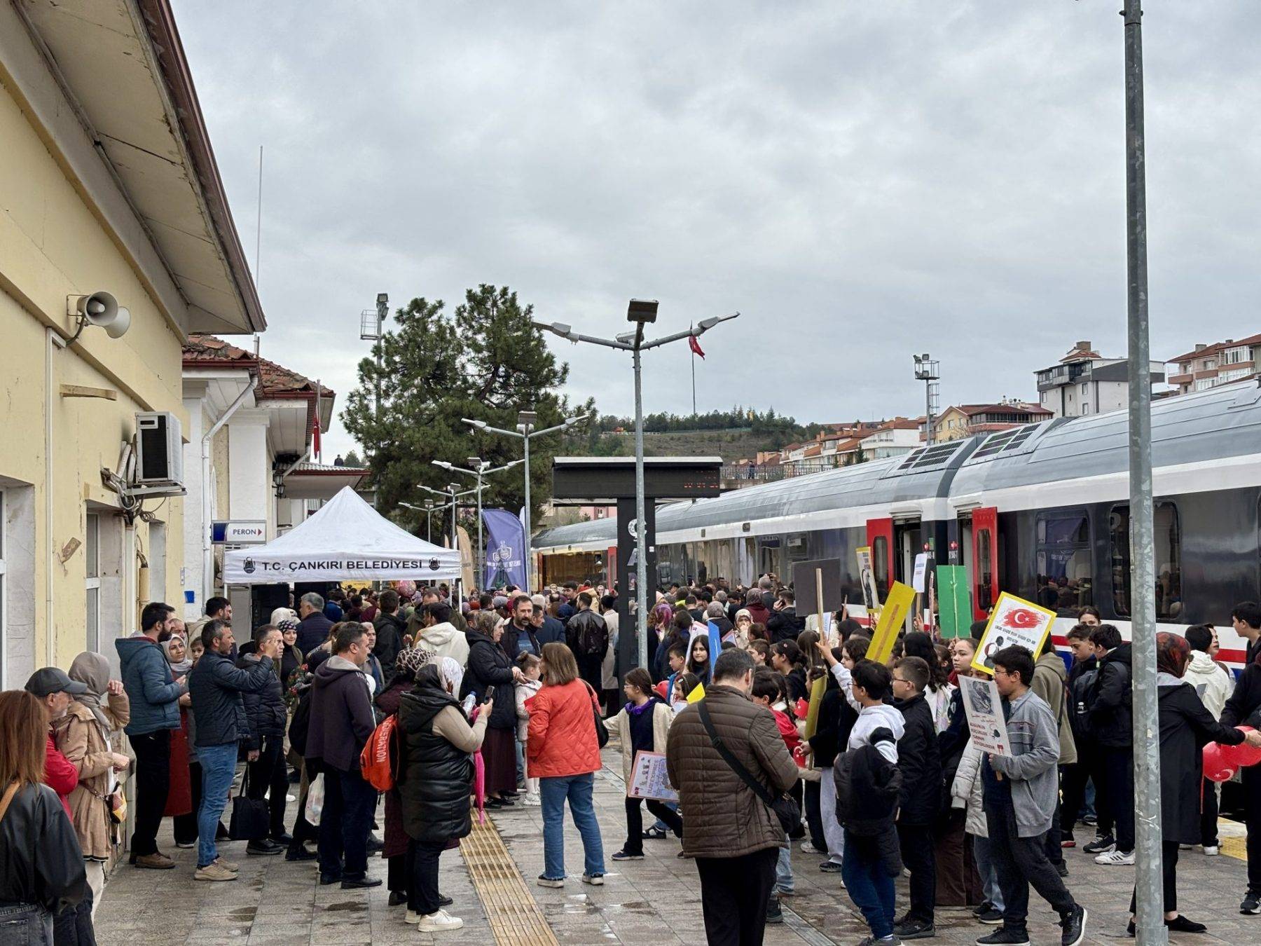 Coşkuyla karşılandı: Turistik Tuz Ekspresi 2026 sezonunun ilk seferini gerçekleştirdi