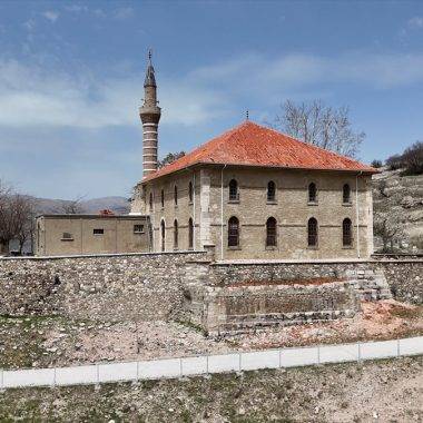 Isparta'nın 8 asırlık Selçuklu mirası: Alaaddin Camisi