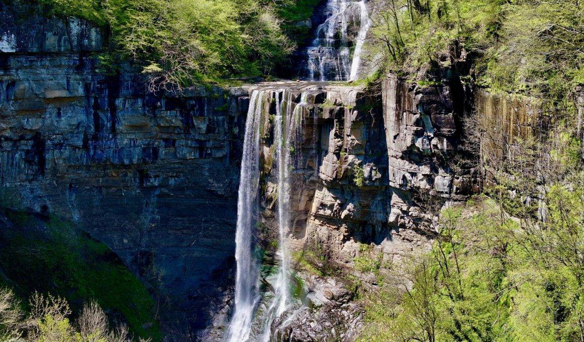 Yeşil örtü arasına saklanmış bir inci: Kabaceviz Şelaleleri