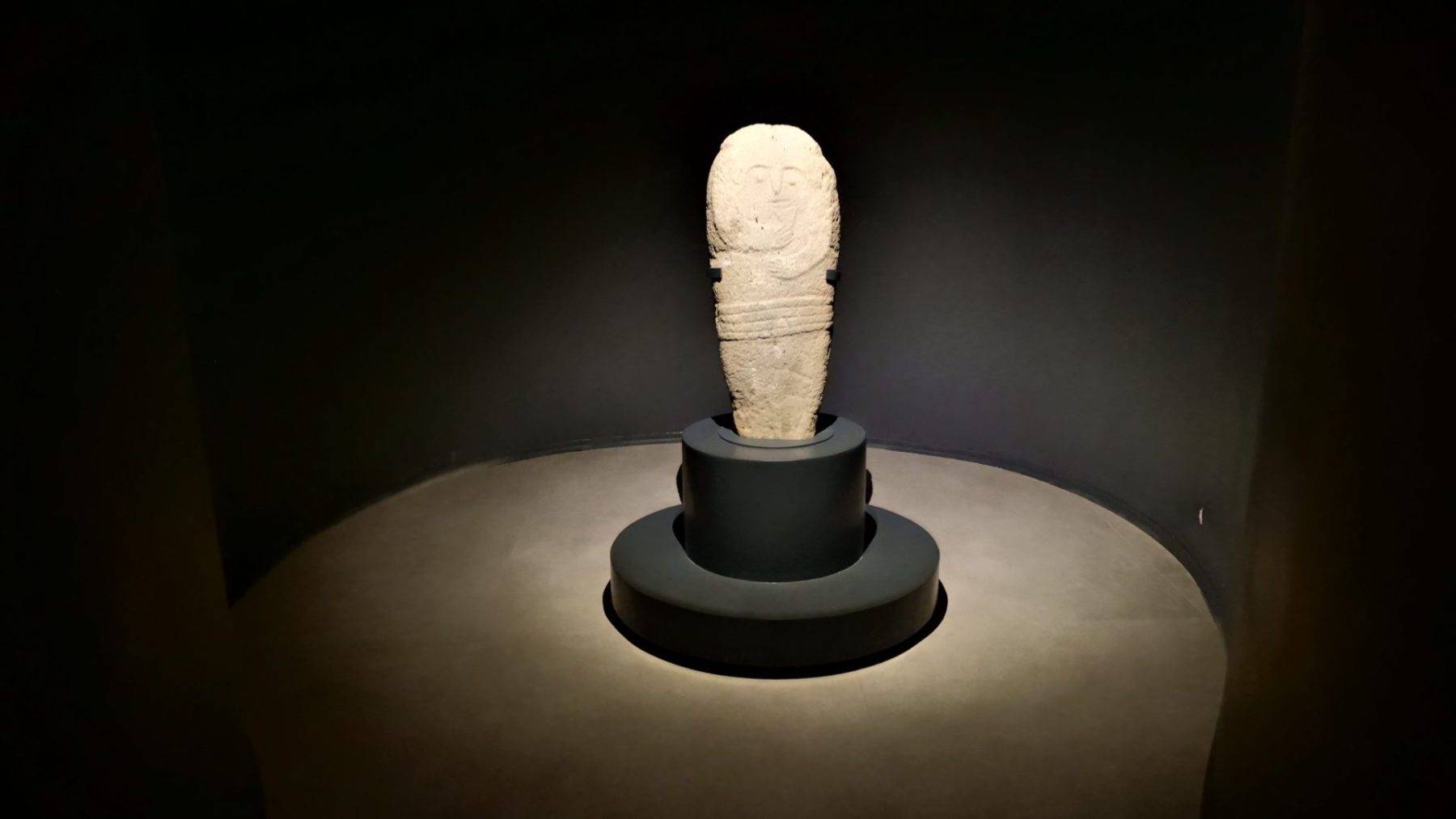 Hayvan otlatan çiftçi bulmuştu, ziyaretçilerin gözdesi oldu