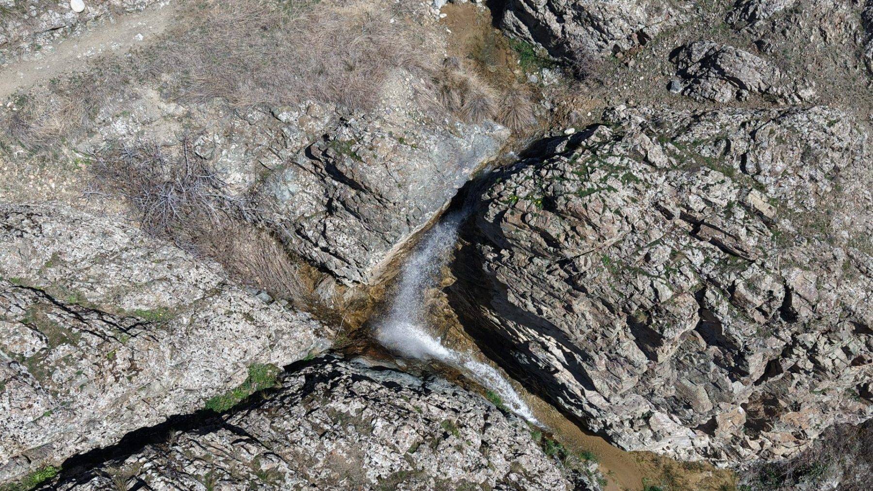 30 yıldır sessizdi: Elazığ'daki Şorşor Şelalesi yeniden coştu