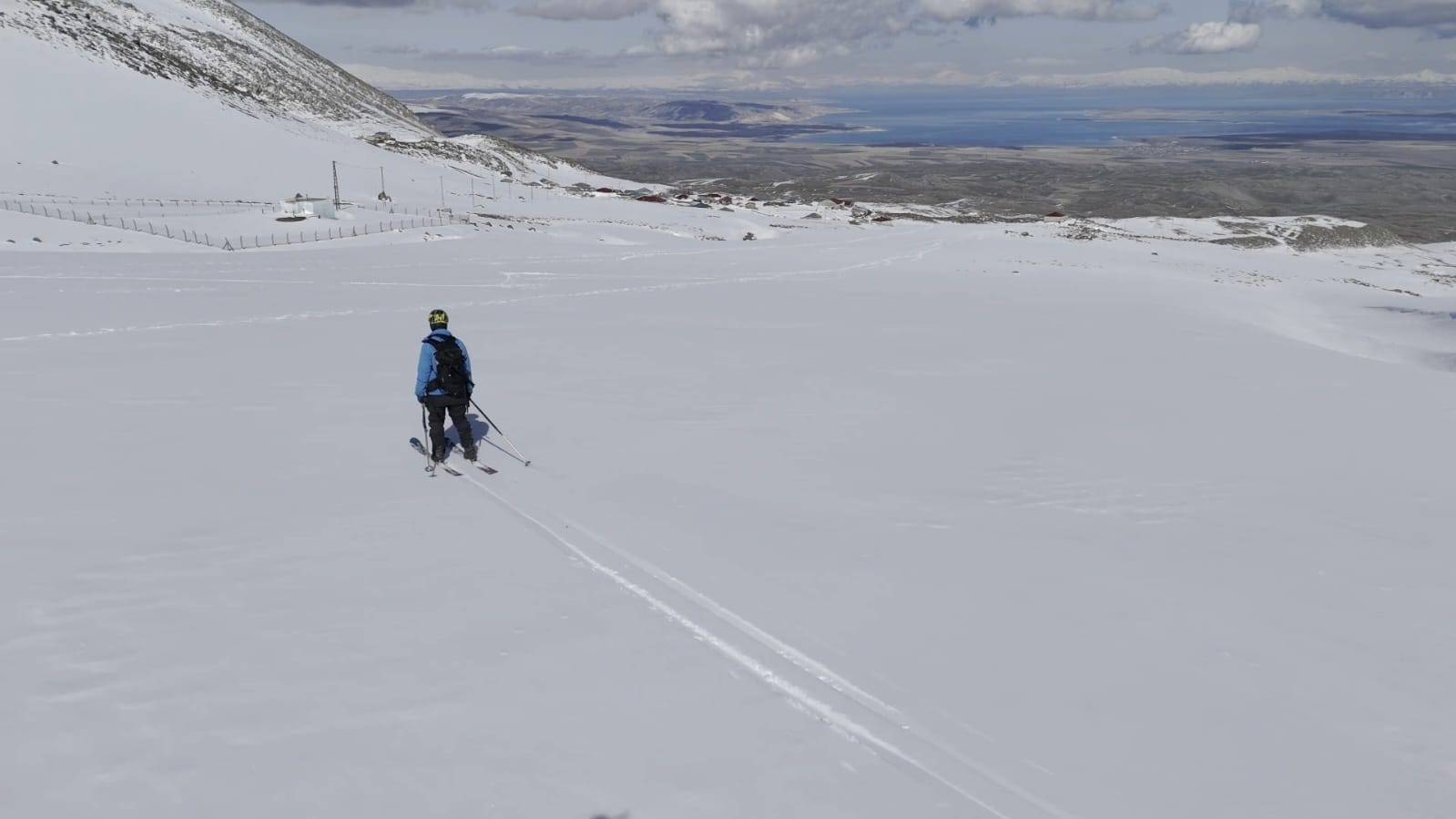 Süphan Dağı'na yurt dışından ilgi! Polonyalı dağcılar tam not verdi