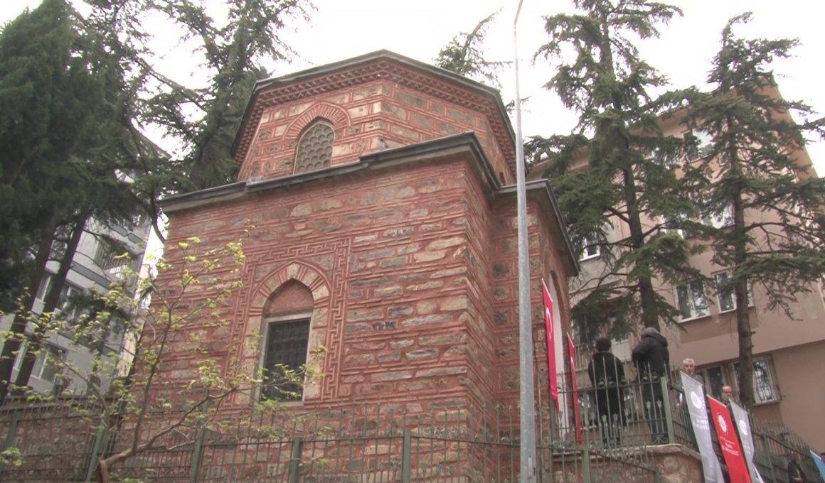 Sultan 2. Murad Bursa'da yaptırmıştı: Abdüllatif Kudsi Türbesi tekrar açıldı