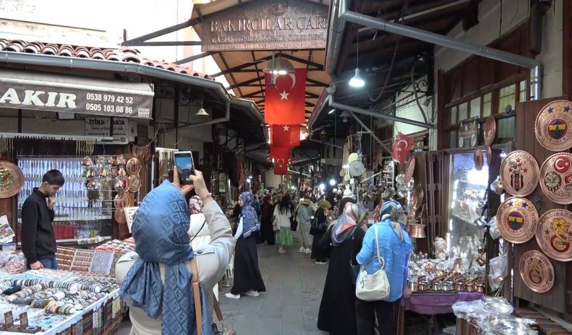 Gaziantep'te yeni sezon yoğun başladı! Havalar ısındı turistlerin ilgisi arttı
