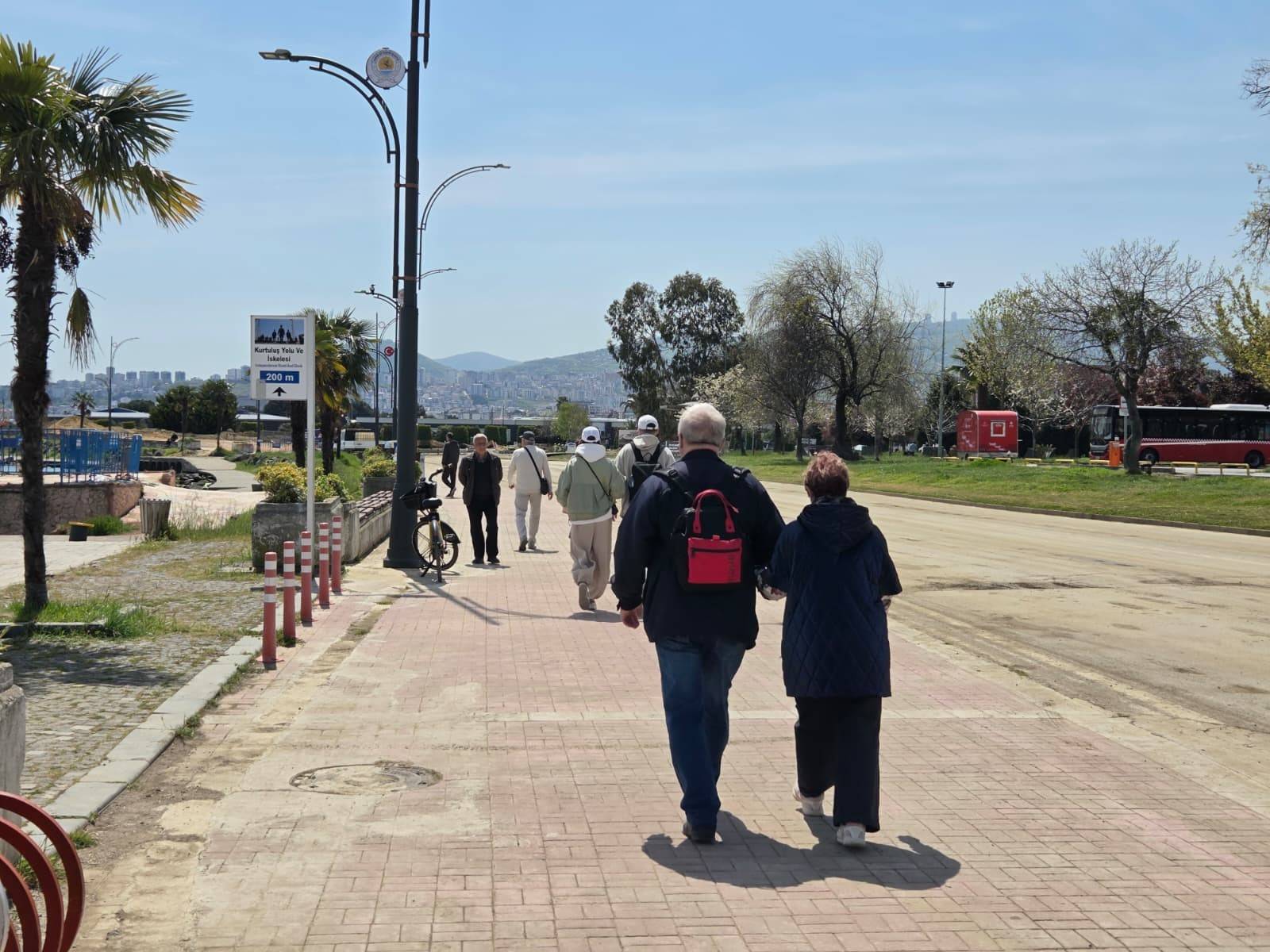 Aylardır beklenen misafirler geldi: Dev kruvaziyer Samsun'a demirledi