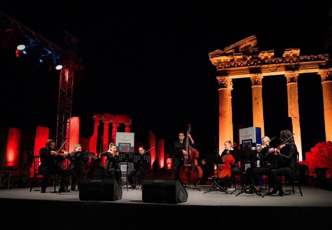 Bakan Ersoy'dan müjde! Türkiye Kültür Yolu Festivali 2026 takvimi belli oldu