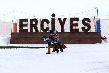 Son 15 yılın rekoru kırılıyor! Sezonun bitmediği Erciyes altın çağını yaşıyor