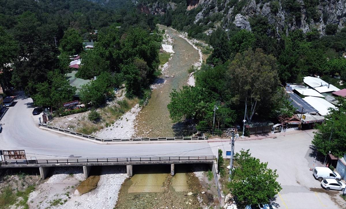 15 yılın ardından eski günlerine döndü: Antalya'da Ulupınar Deresi tekrar coştu