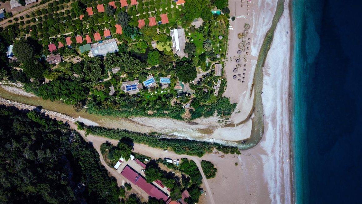 15 yılın ardından eski günlerine döndü: Antalya'da Ulupınar Deresi tekrar coştu
