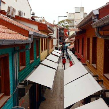 Genişliği sadece 2 metre! Edirne'nin en dar çarşısı restore edildi