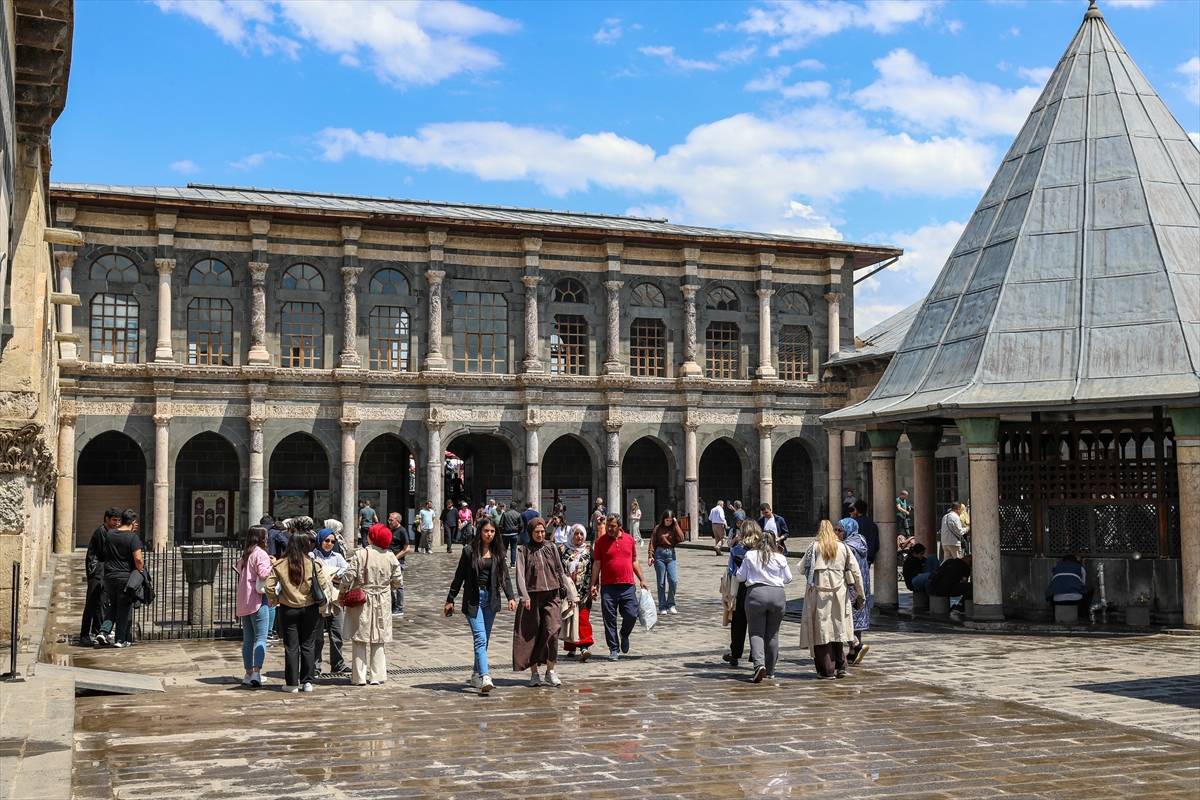 Gelenin aşık olup, hayran kaldığı şehir: Diyarbakır bayram tatilini yoğun geçirecek 