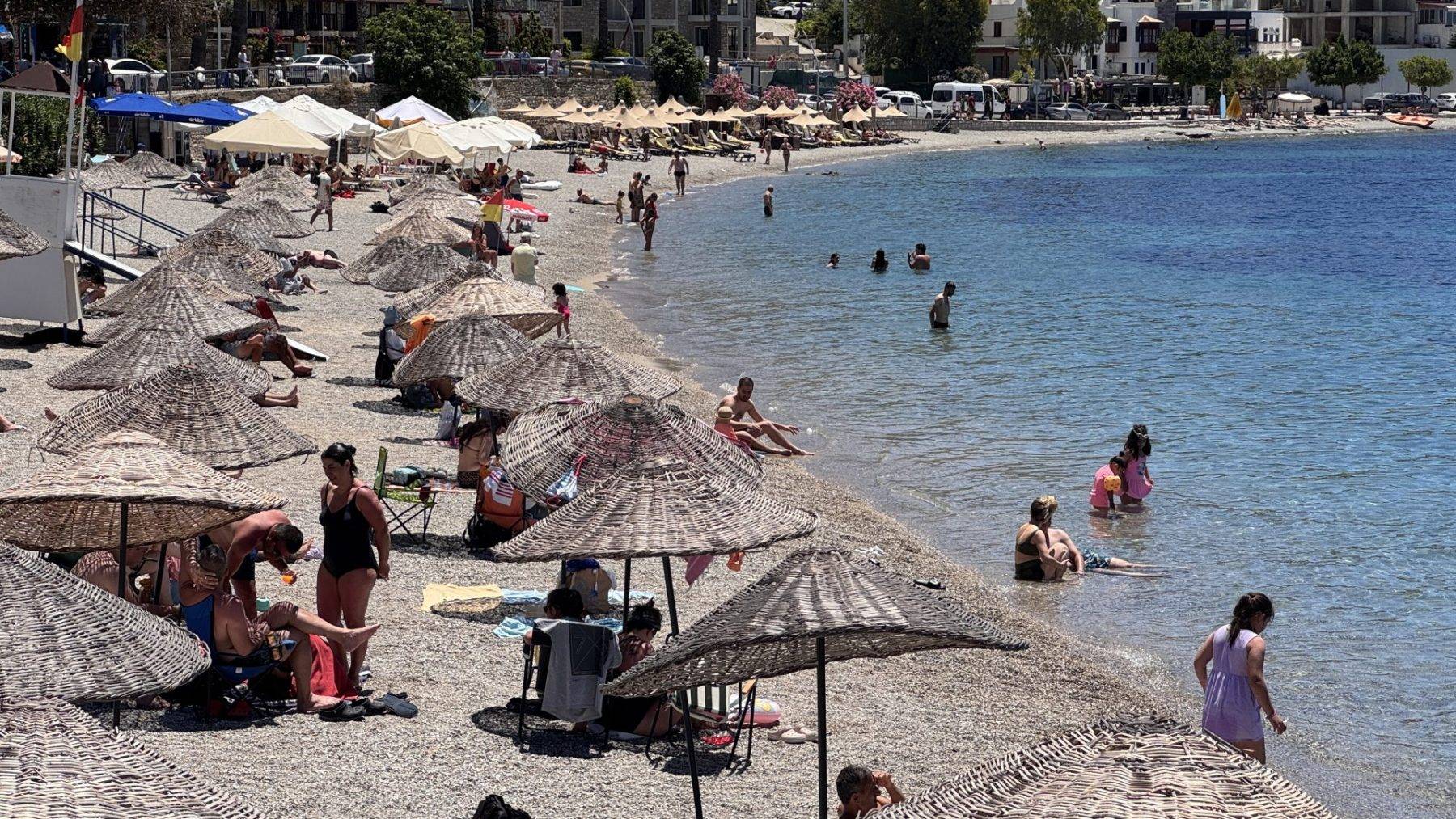 Muğla'nın sahilleri Kurban Bayramı'nın son gününü de hareketli geçirdi