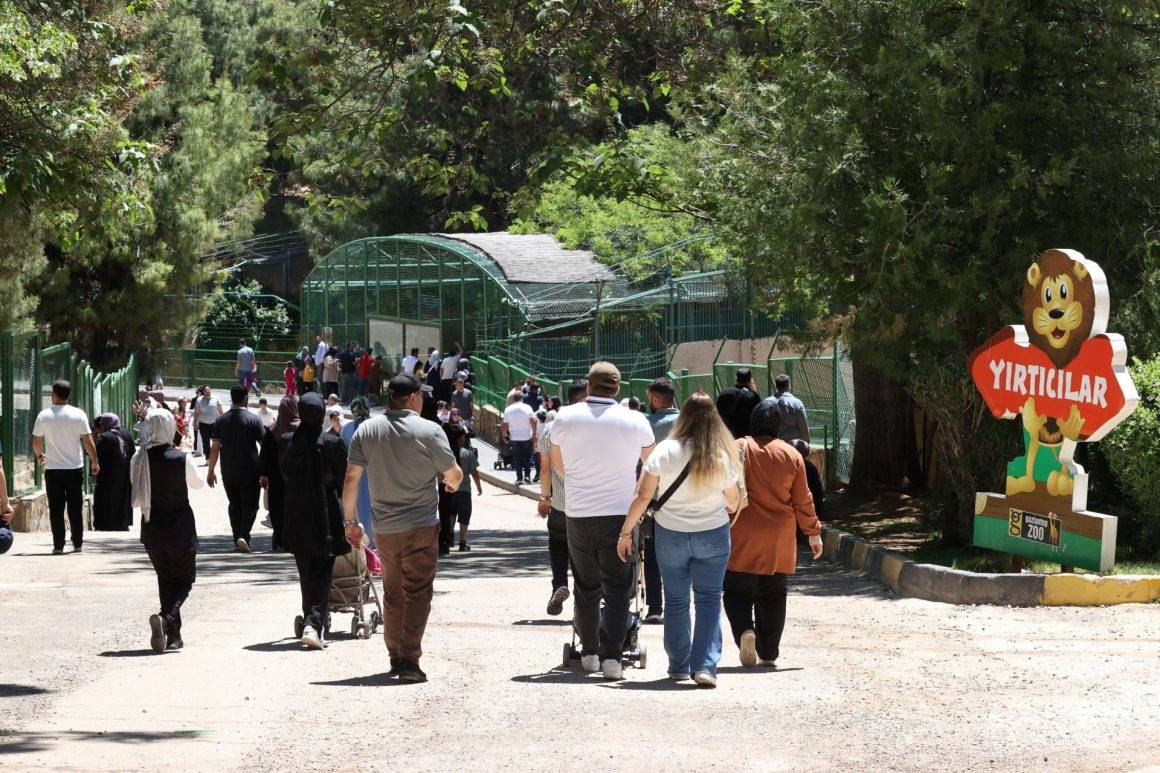 Türkiye'nin en büyüğü Gaziantep Doğal Yaşam Parkı, bayramda 105 bin ziyaretçi ağırladı