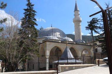 Sakarya'da ilginç mimarisiyle dikkat çekiyor: 508 yıllık Yunus Paşa Camii