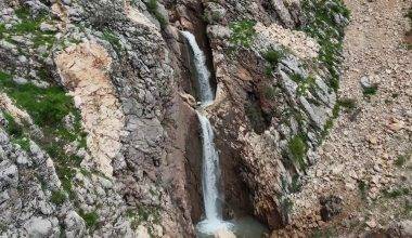 Çifte şelale görenleri mest etti: Adıyaman'da şelaleler çağlayana dönüştü