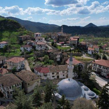 Sakarya'nın Osmanlı dönemine açılan kapısı: Taraklı