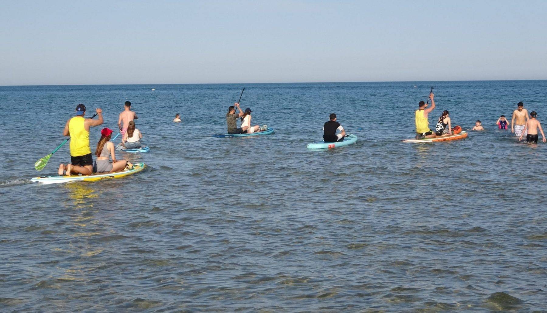 Mersin plajları yaza merhaba dedi: Kızkalesi plajı hareketlendi