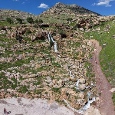 Aktığında bereket geliyor: Mardin'deki GAP Şelalesi yeniden canlandı