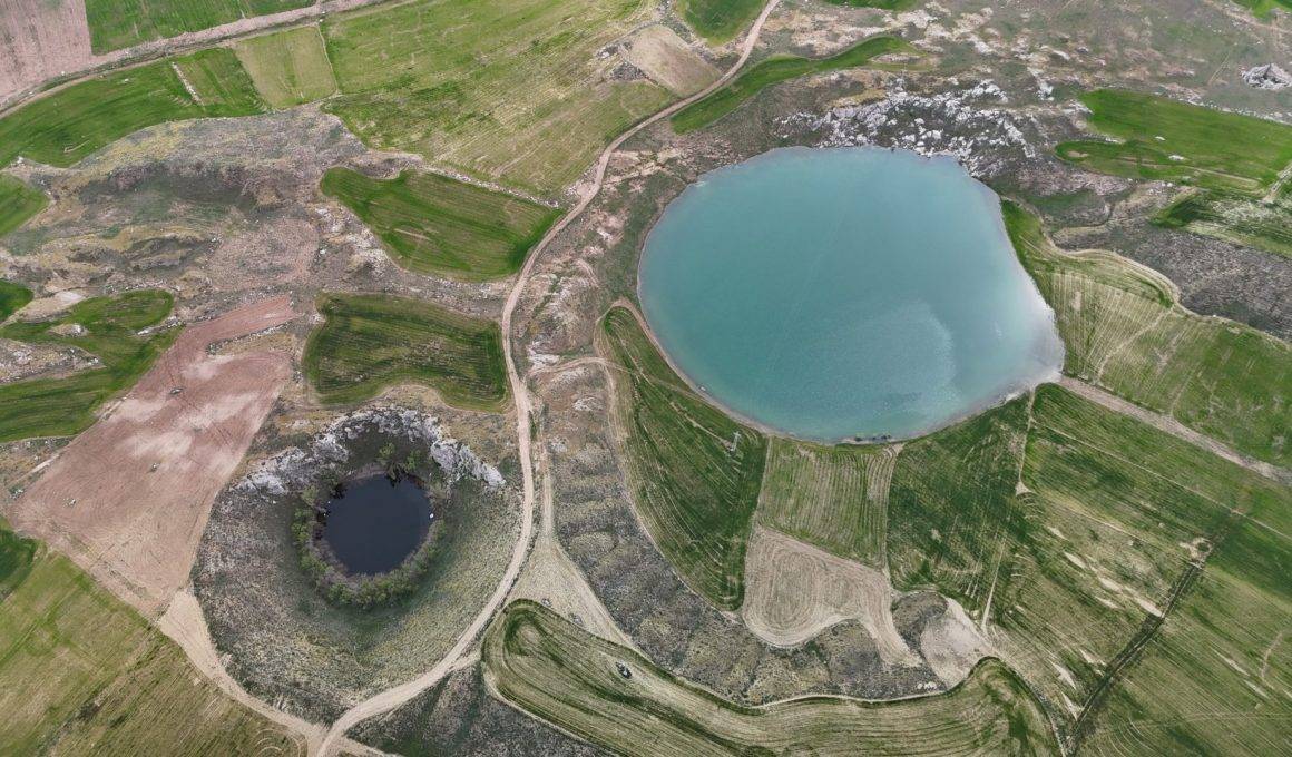 Doğanın iki gözü olarak biliniyor: Sivas'taki Ağgöl ve Karagöl dikkat çekiyor