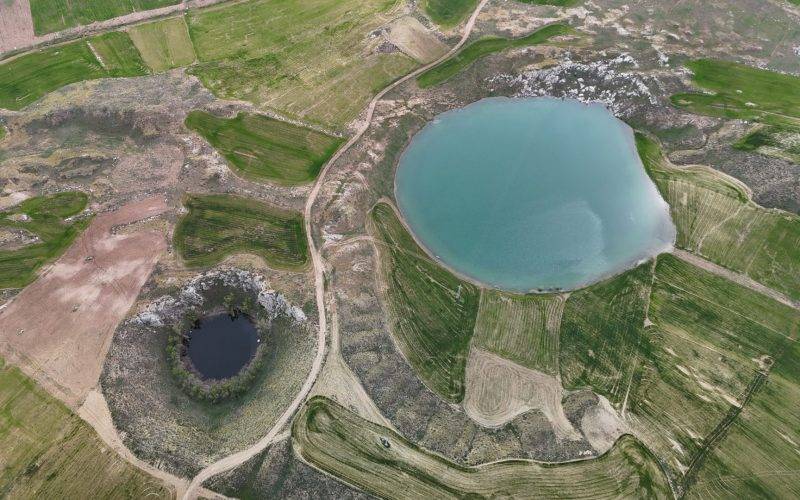 Doğanın iki gözü olarak biliniyor: Sivas'taki Ağgöl ve Karagöl dikkat çekiyor