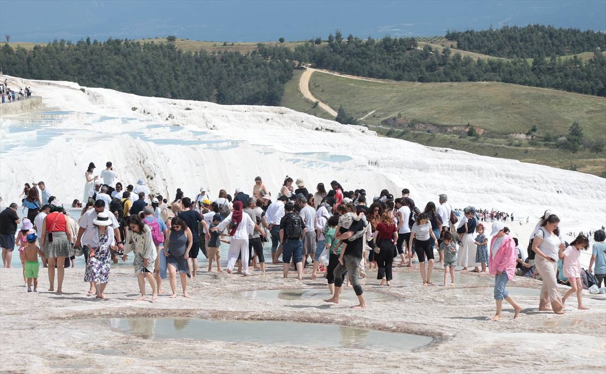 Pamukkale'de bayram tatili bereketi! Hierapolis Ören Yeri rekor tazeledi
