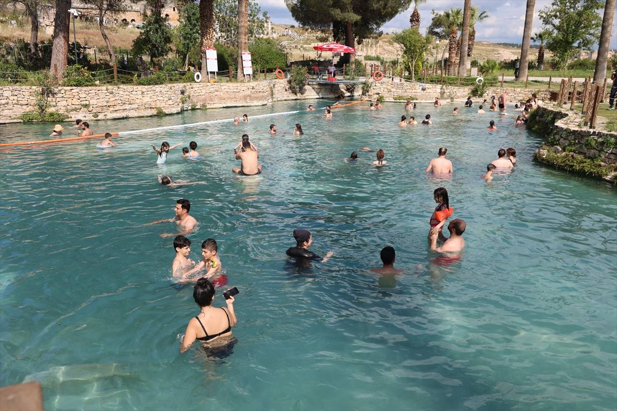 Pamukkale'de bayram tatili bereketi! Hierapolis Ören Yeri rekor tazeledi