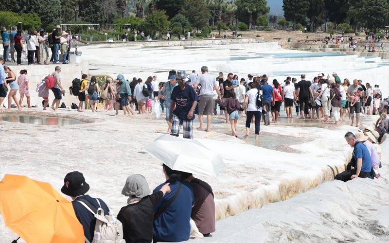 Pamukkale'de bayram tatili bereketi! Hierapolis Ören Yeri rekor tazeledi