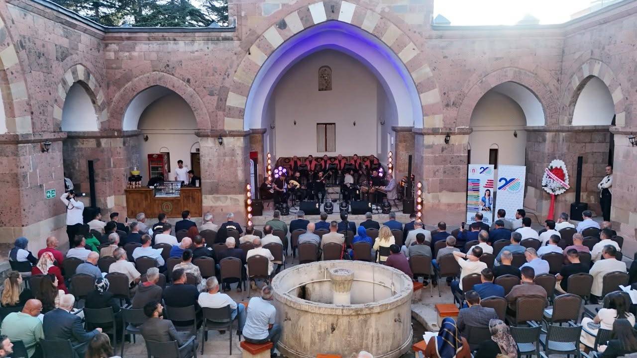 Amasya'daki 611 yıllık medrese tekrardan bilim, kültür ve sanat merkezi olacak