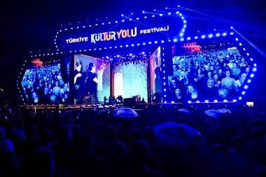 Kıraç, Trabzon Kültür Yolu Festivali'nde fırtına gibi esti!
