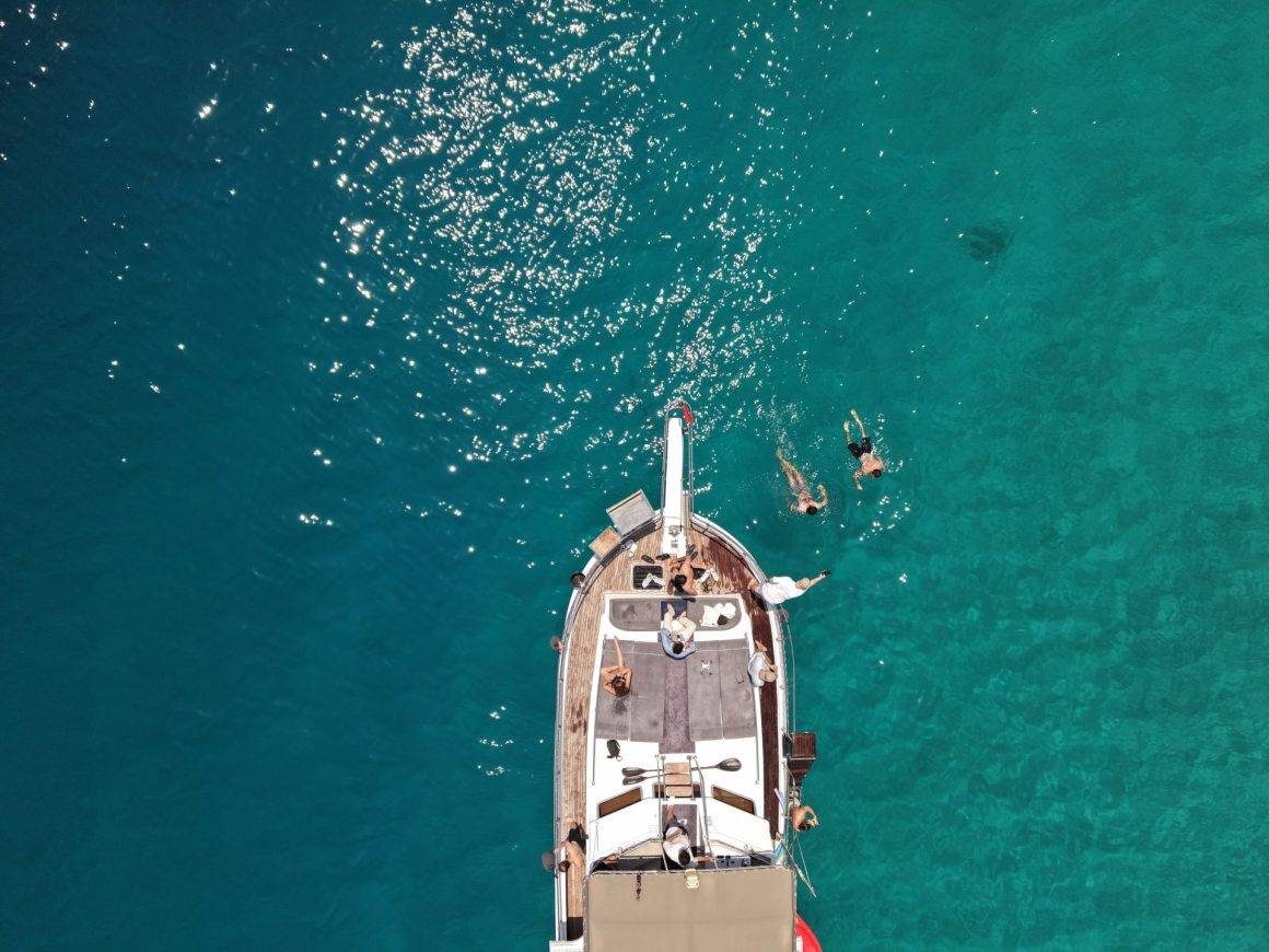 Sosyal medya fenomenleri Marmaris'te buluşup, özel içeriklerle tanıttılar