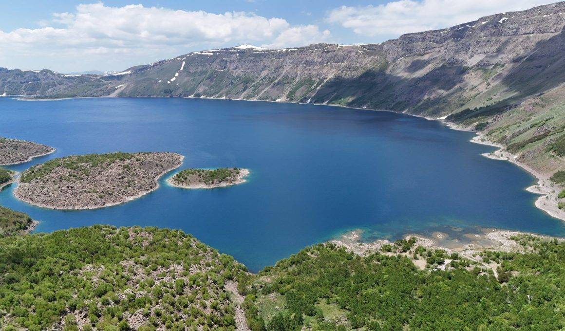 Mükemmeliyet ödüllü Nemrut Kalderası'nda turizm sezonu açıldı