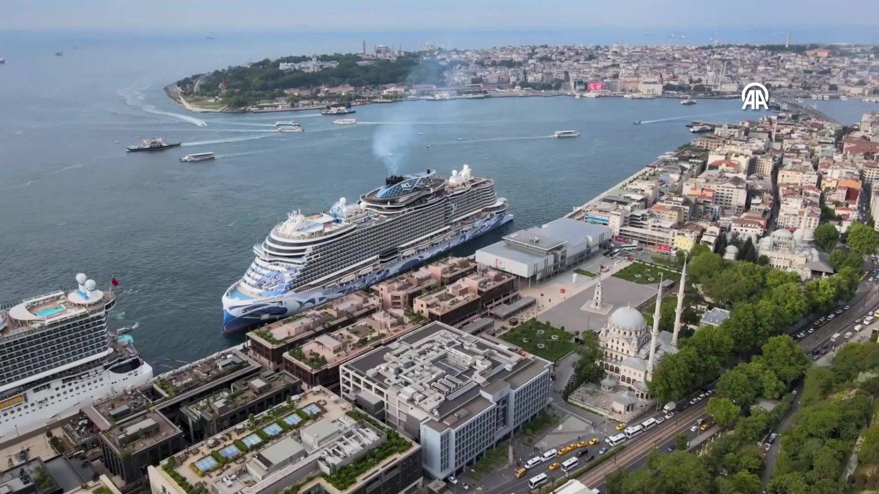 Türk limanlarına uğrayan kruvaziyer gemilerinde artış: Yolcu sayısı 5 ayda 455 bini aştı