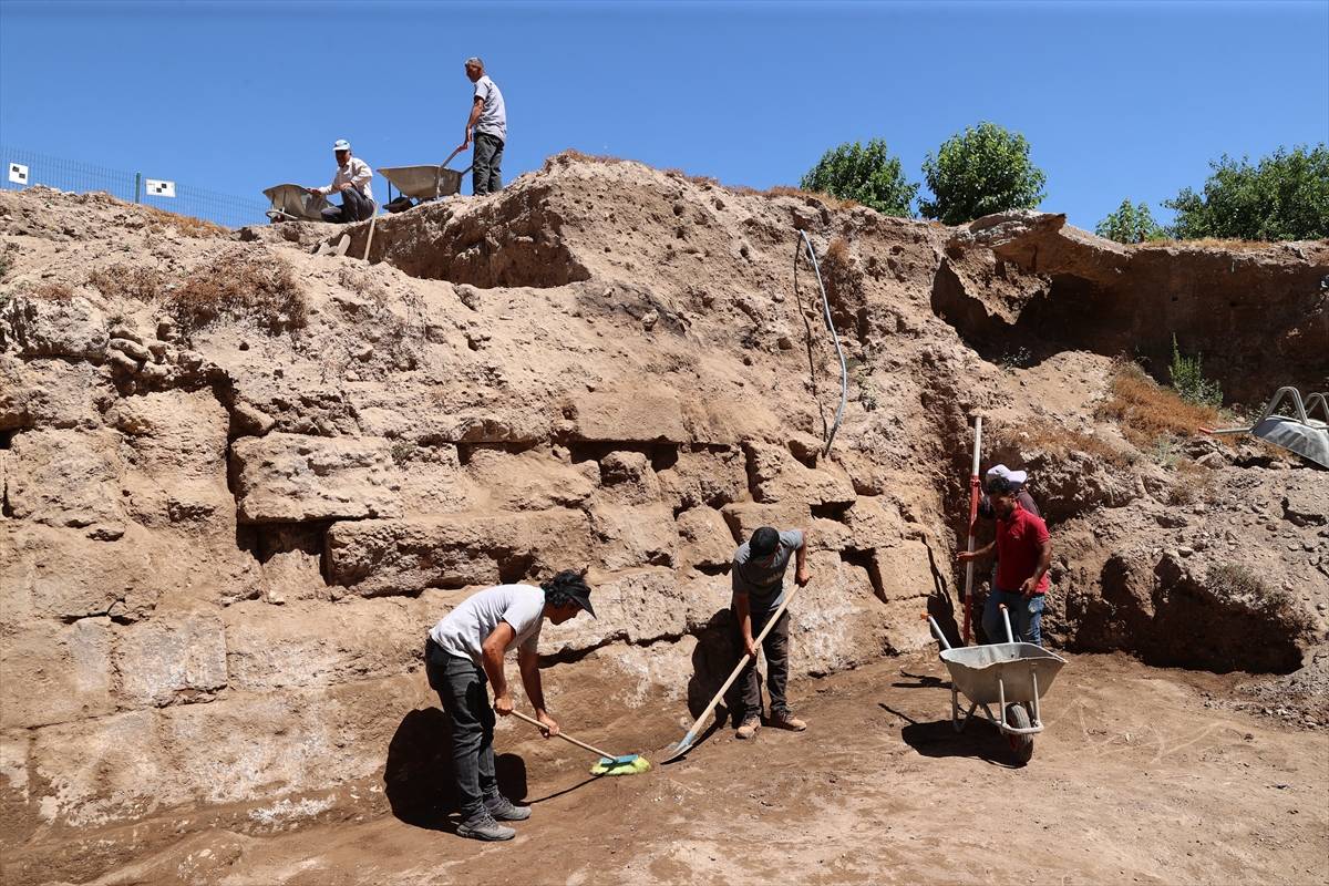 Tarihi kale su ile buluşacak! Antik dönemdeki köprü ve su sistemi Şanlıurfa'da canlanıyor